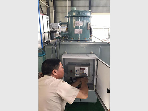 有載調(diào)容調(diào)壓變壓器  有載調(diào)容調(diào)壓變壓器